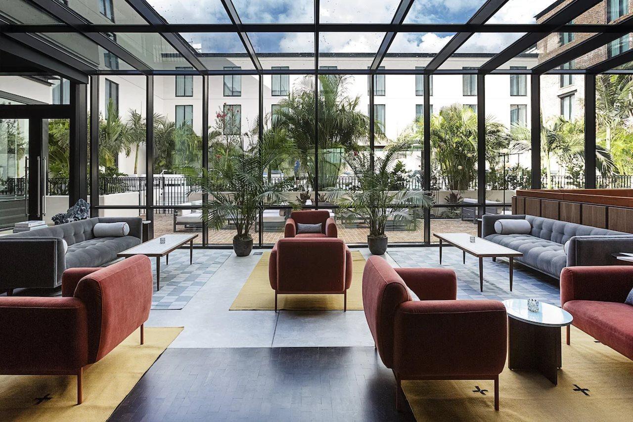 טאמפה Hotel Haya מראה חיצוני תמונה